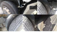 いすゞギガトレーラーヘッド（トラクターヘッド）大型（10t）[写真27]