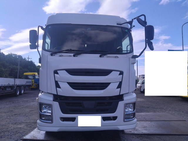 いすゞギガトレーラーヘッド（トラクターヘッド）大型（10t）[写真06]