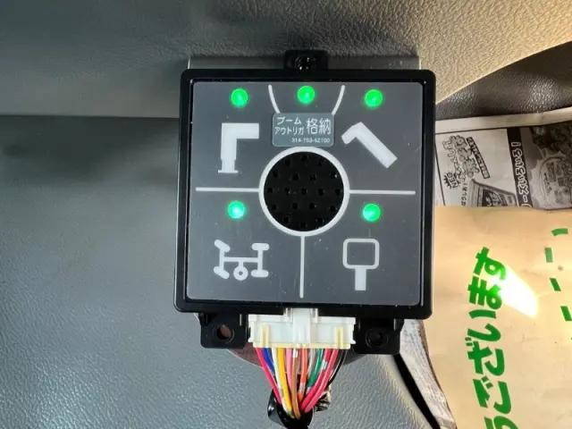 日野デュトロクレーン4段小型（2t・3t）[写真32]