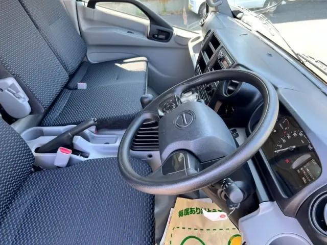 日野デュトロクレーン4段小型（2t・3t）[写真07]