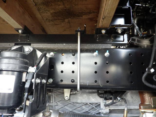 三菱ふそうキャンターアルミブロック小型（2t・3t）[写真13]