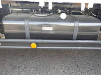 三菱ふそうキャンターアルミブロック小型（2t・3t）[写真19]