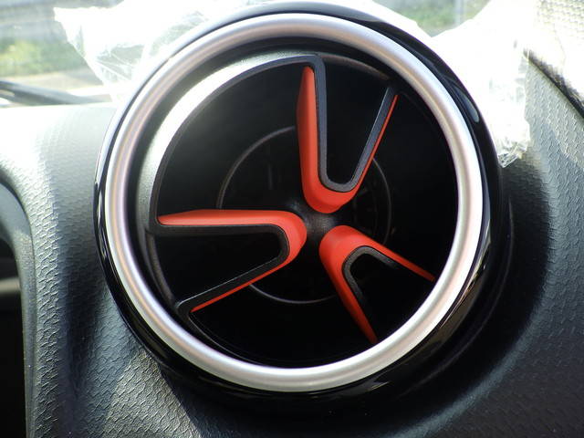 三菱ふそうキャンターアルミブロック小型（2t・3t）[写真32]