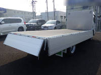 三菱ふそうキャンターアルミブロック小型（2t・3t）[写真10]