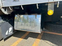 いすゞギガアルミブロック大型（10t）[写真11]