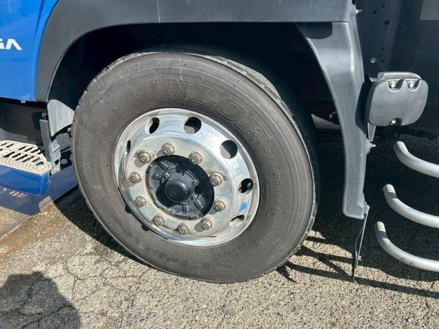 いすゞギガアルミブロック大型（10t）[写真20]