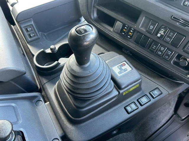 いすゞギガアルミブロック大型（10t）[写真25]