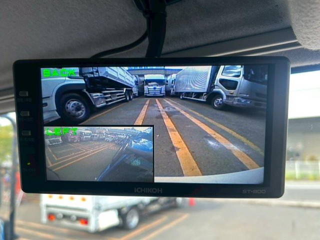 いすゞギガアルミブロック大型（10t）[写真26]