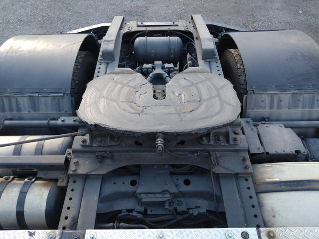 日野プロフィアトレーラーヘッド（トラクターヘッド）大型（10t）[写真15]