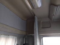 日野プロフィアトレーラーヘッド（トラクターヘッド）大型（10t）[写真20]