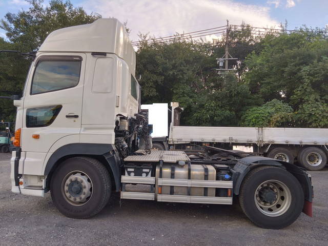 日野プロフィアトレーラーヘッド（トラクターヘッド）大型（10t）[写真05]