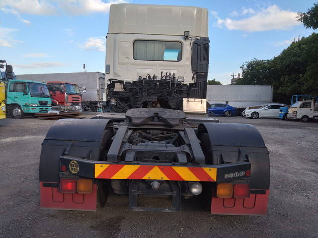 日野プロフィアトレーラーヘッド（トラクターヘッド）大型（10t）[写真08]