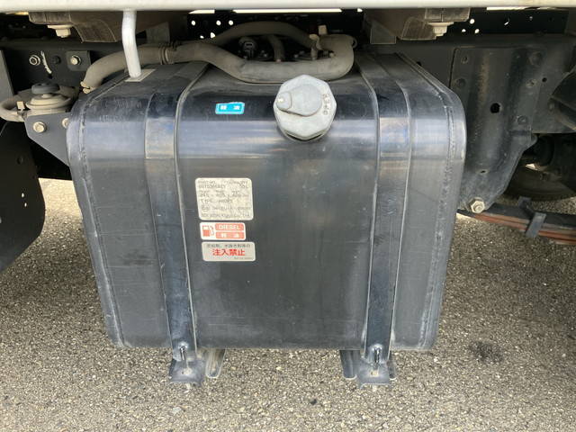 日産アトラス平ボディ小型（2t・3t）[写真14]