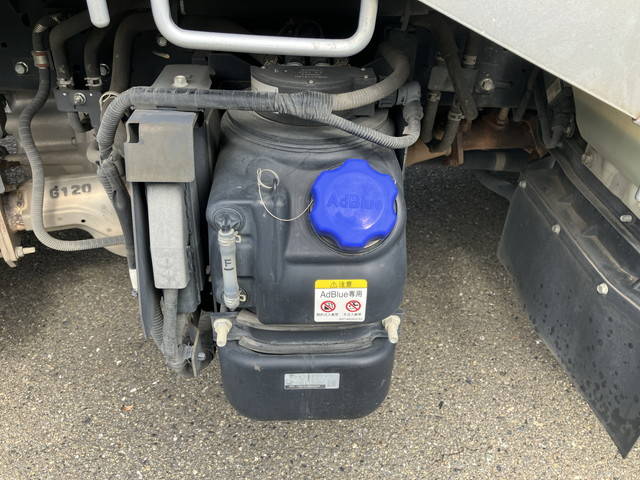 日産アトラス平ボディ小型（2t・3t）[写真15]