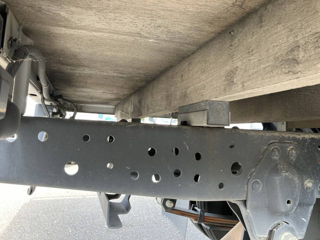 日産アトラス平ボディ小型（2t・3t）[写真20]