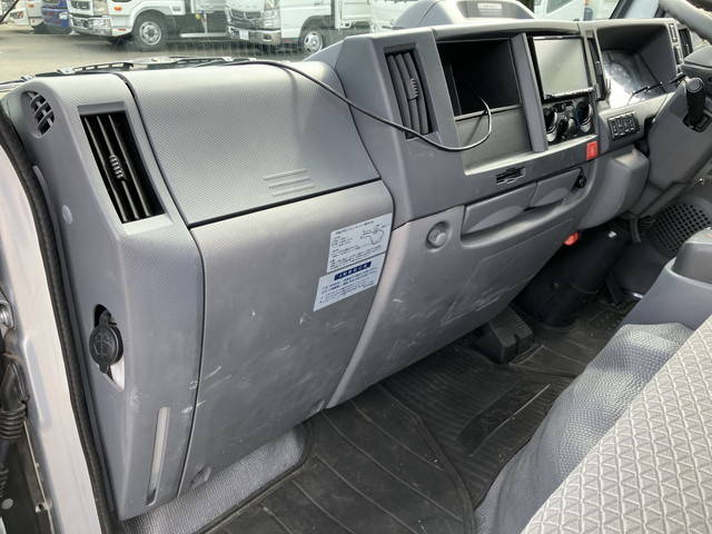 日産アトラス平ボディ小型（2t・3t）[写真29]