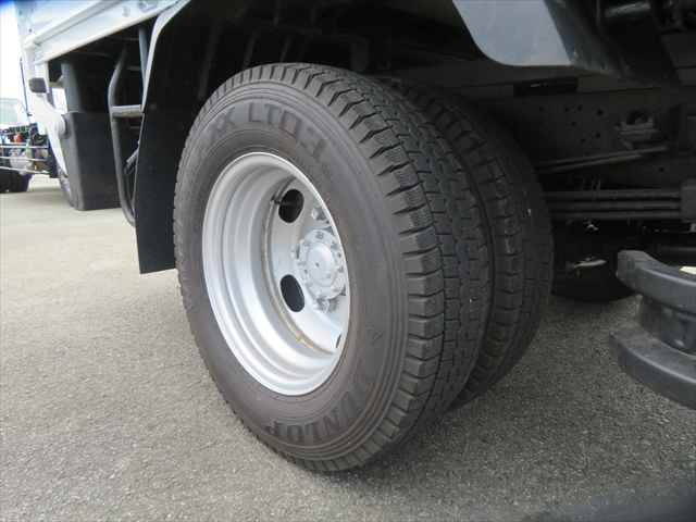 日野デュトロ平ボディ小型（2t・3t）[写真17]