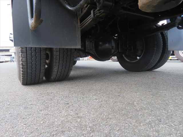 日野デュトロ平ボディ小型（2t・3t）[写真22]