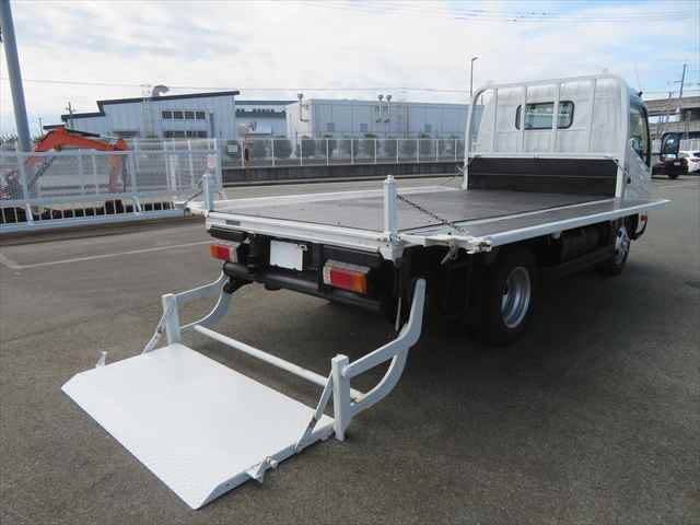 日野デュトロ平ボディ小型（2t・3t）[写真26]