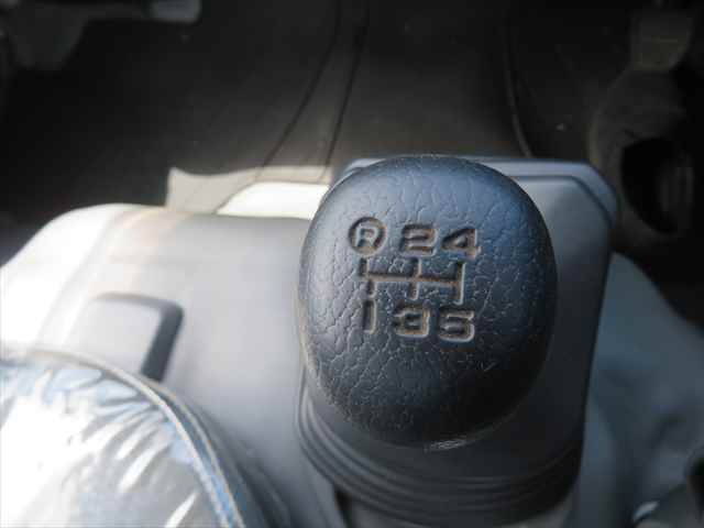 日野デュトロ平ボディ小型（2t・3t）[写真34]