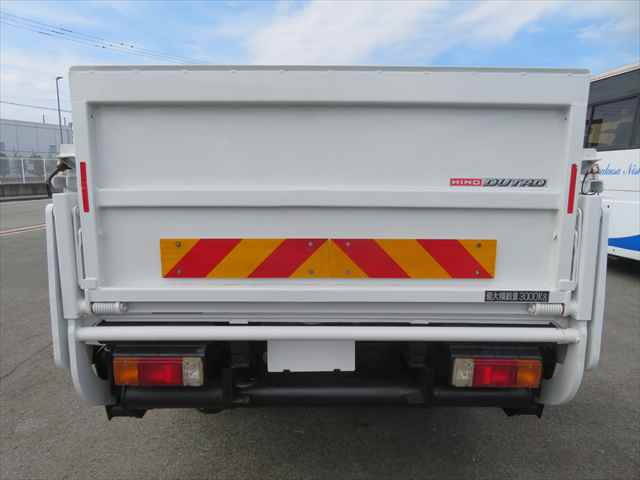 日野デュトロ平ボディ小型（2t・3t）[写真07]