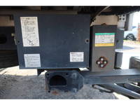 いすゞフォワードアルミウイング中型（4t）[写真14]