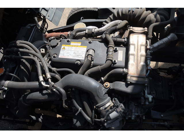 いすゞフォワードアルミウイング中型（4t）[写真23]