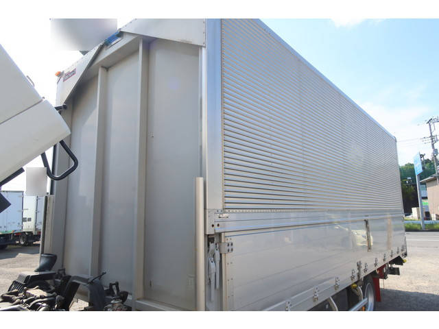 いすゞフォワードアルミウイング中型（4t）[写真25]