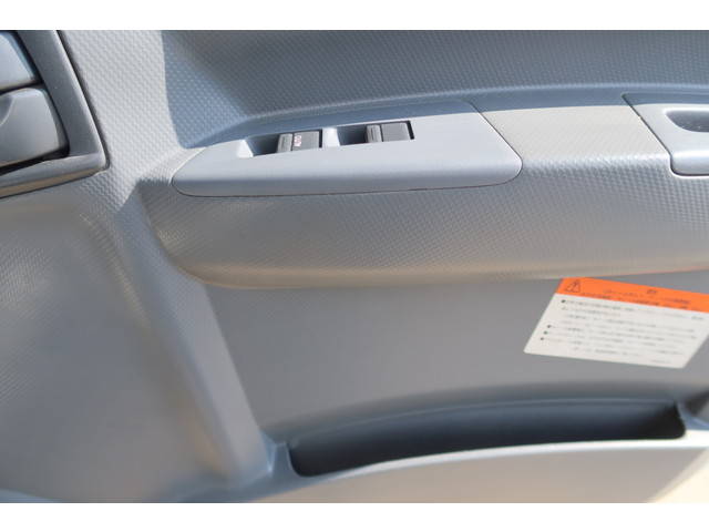 いすゞフォワードアルミウイング中型（4t）[写真26]