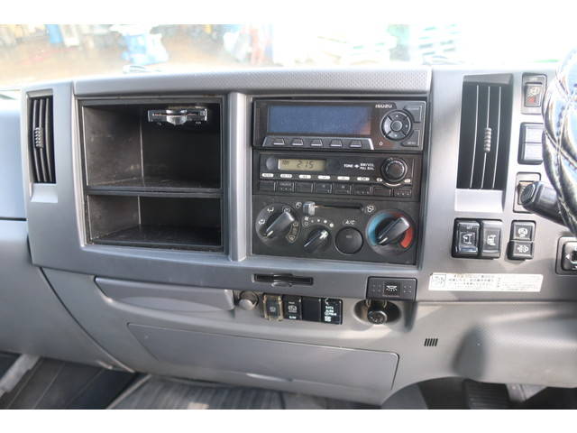 いすゞフォワードアルミウイング中型（4t）[写真29]