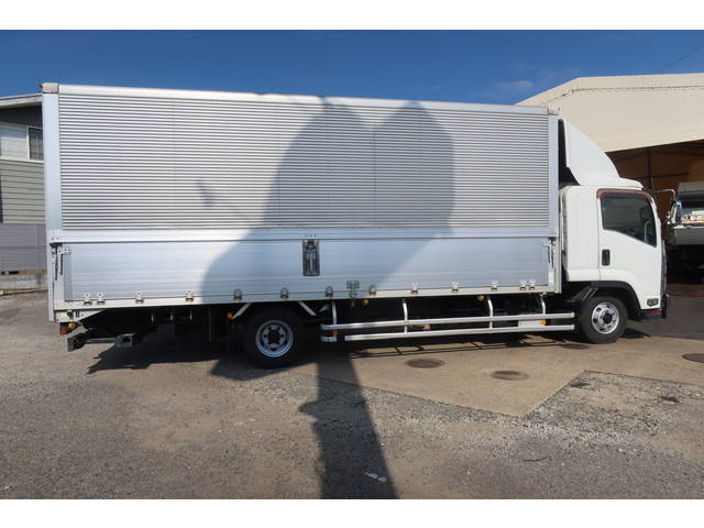 いすゞフォワードアルミウイング中型（4t）[写真06]