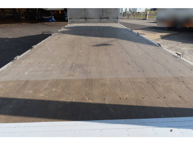 いすゞフォワードアルミウイング中型（4t）[写真09]