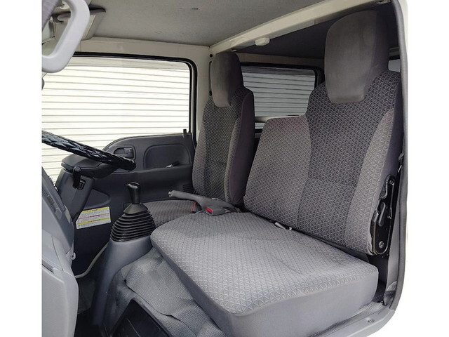 マツダタイタンダブルキャブ（Wキャブ）小型（2t・3t）[写真22]