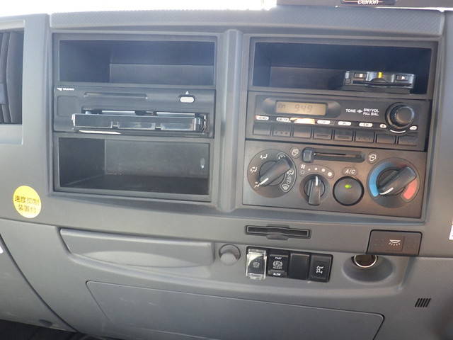 いすゞフォワードヒップリフター増トン（6t・8t）[写真28]