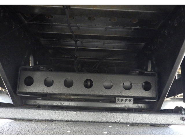 いすゞフォワードヒップリフター増トン（6t・8t）[写真08]