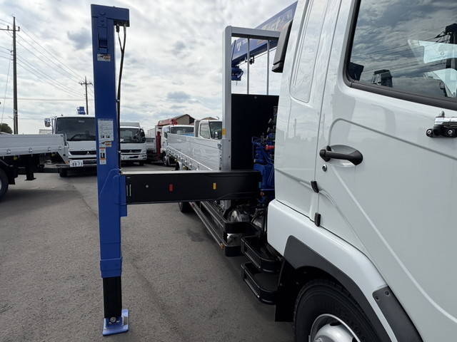 三菱ふそうファイターセルフクレーン4段増トン（6t・8t）[写真16]