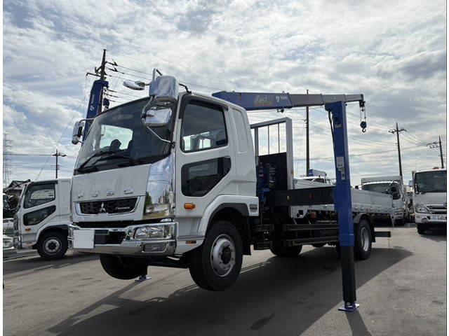 三菱ふそうファイターセルフクレーン4段増トン（6t・8t）[写真03]