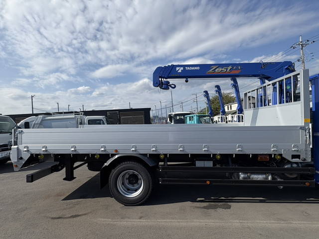 三菱ふそうファイターセルフクレーン4段増トン（6t・8t）[写真06]