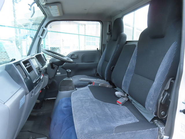 いすゞエルフ平ボディ小型（2t・3t）[写真18]