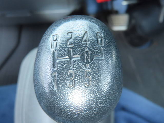 いすゞエルフ平ボディ小型（2t・3t）[写真21]