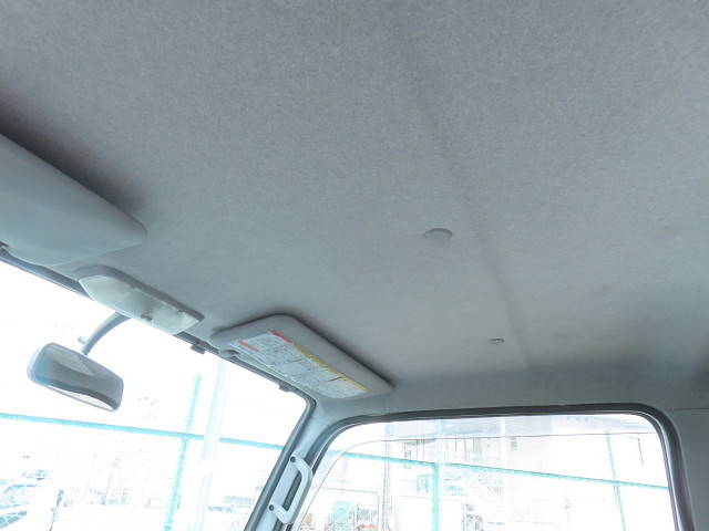 いすゞエルフ平ボディ小型（2t・3t）[写真22]