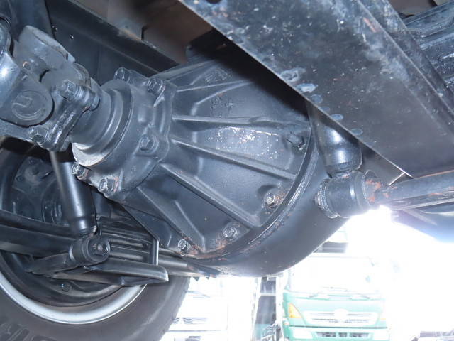 いすゞエルフ平ボディ小型（2t・3t）[写真07]