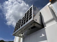 いすゞエルフ冷凍車（冷蔵車）小型（2t・3t）[写真11]