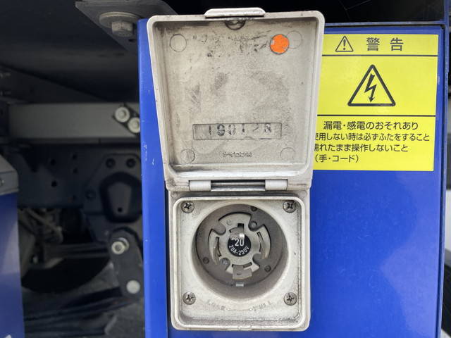 いすゞエルフ冷凍車（冷蔵車）小型（2t・3t）[写真22]