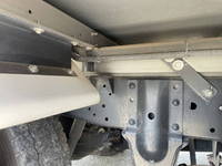 いすゞエルフ冷凍車（冷蔵車）小型（2t・3t）[写真26]