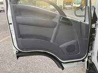 いすゞエルフパネルバン小型（2t・3t）[写真30]