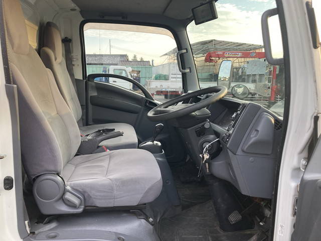 いすゞエルフパネルバン小型（2t・3t）[写真34]