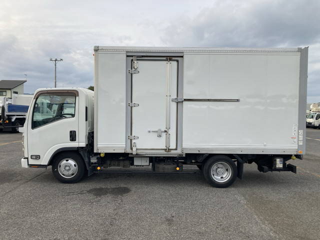 いすゞエルフパネルバン小型（2t・3t）[写真05]