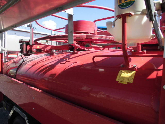 いすゞエルフバキュームカー小型（2t・3t）[写真15]