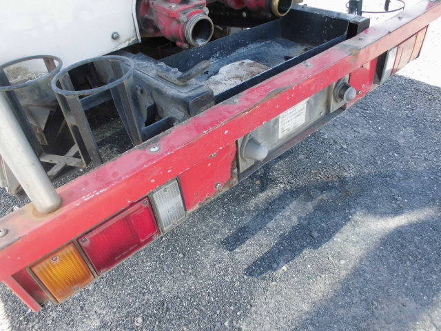 いすゞエルフバキュームカー小型（2t・3t）[写真20]